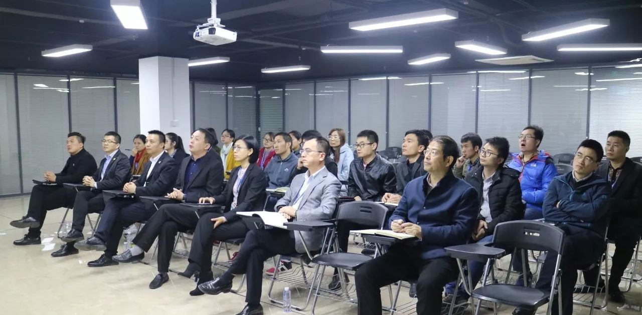 課程（chéng）4：營銷（xiāo）中的“5W四（sì）性（xìng）”