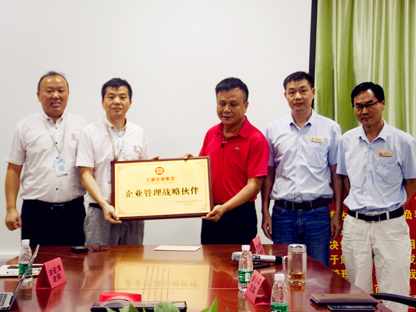 成達液壓(yā)設備有限公司 成達液壓設備有限公司