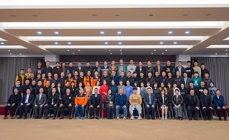 熱（rè）烈祝賀（hè）華（huá）東水泥集團化全麵運營管理係統升級（jí）項目啟動