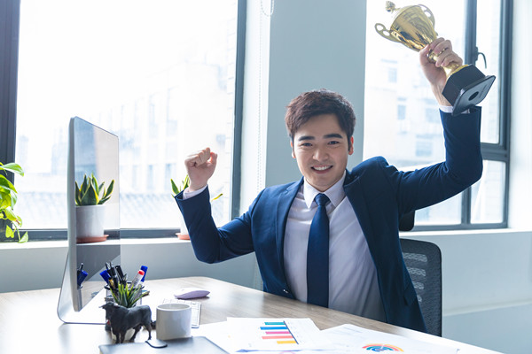 合理控製薪酬（chóu）成本，提高企業（yè）利潤與員工福利水平