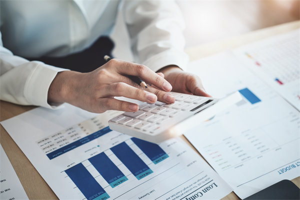 企業預算管理（lǐ）：以數據為（wéi）依據，決策更加科學和精準