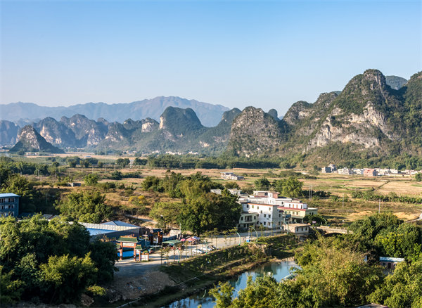 清（qīng）遠（yuǎn）企業如（rú）何通過管理谘詢（xún）提升運營效率（lǜ）？