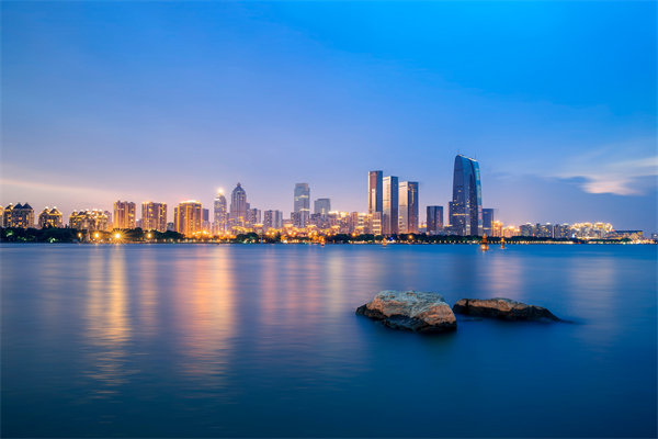 蘇州企業如何通過管理谘詢優化內部（bù）管理體係？