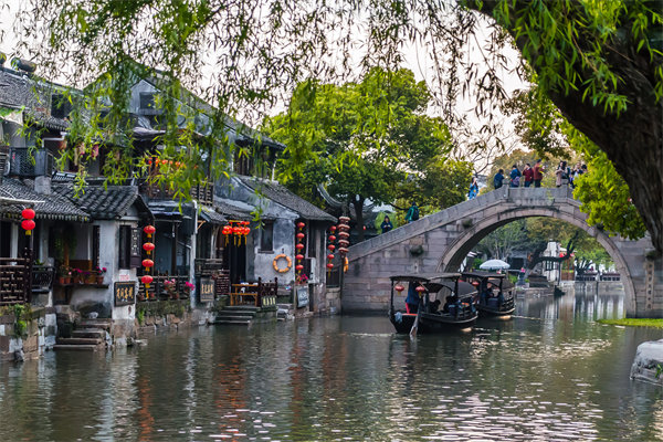 管理谘詢如何助力（lì）蘇州企業製定並（bìng）執行戰（zhàn）略規劃？