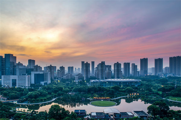 佛（fó）山薪酬谘詢公司（sī）如何為企業量身定製薪酬體係？