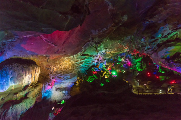 清遠（yuǎn）薪酬谘詢（xún）公司（sī）如何平衡員工（gōng）薪酬與企業成本？