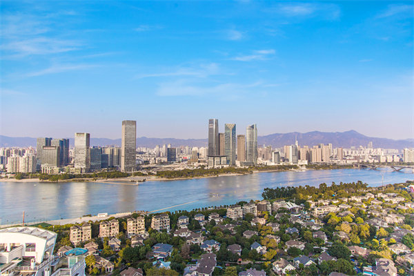 企業（yè）如何借助福州谘詢公司提（tí）升品牌知名（míng）度和市場份額？