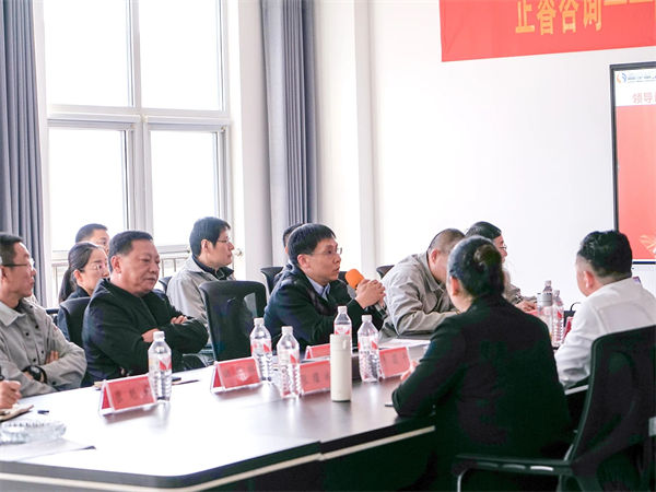 魯宇重工董事長楊紹傑（jié）先生致辭（cí）