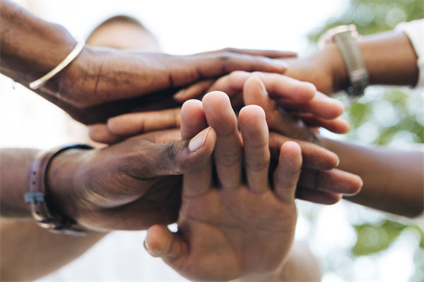 全球化營銷，品牌（pái）如何跨越（yuè）文化，贏得國際認（rèn）可？