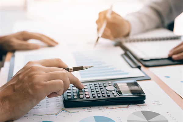 薪酬年年漲員工（gōng）仍抱怨，企業如何量身定製薪酬策略？