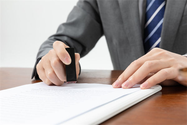 固守預算剛性管控，市場突發機遇是不是會白白（bái）溜走？