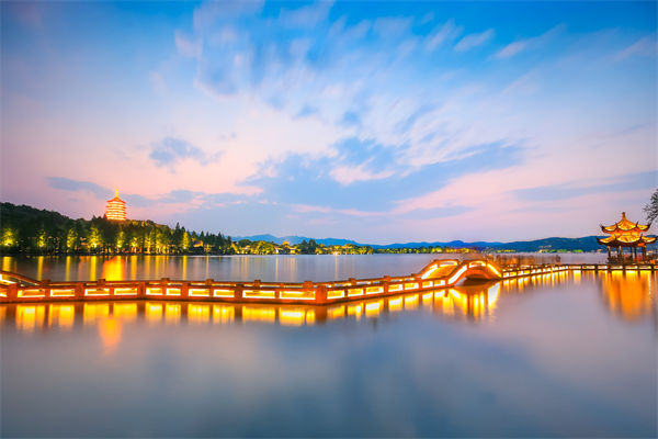 西湖醋（cù）魚為啥不好吃了（le）？對品牌營銷有哪些啟示？