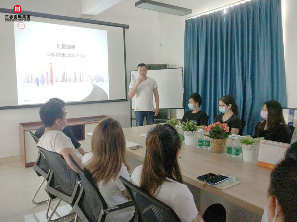 麗庭李嶽鴻董事長發表講話