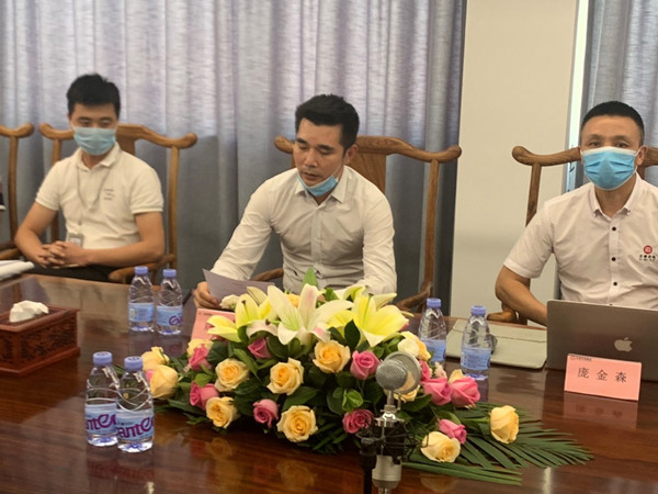 和海（hǎi）楓集團董事長陳康（kāng）勝先生講話（huà）