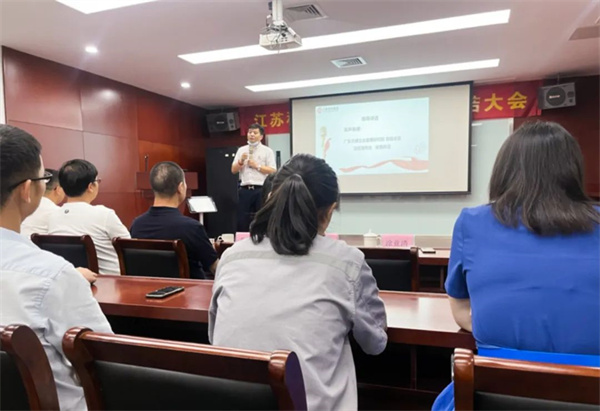 廣東www.17c企業管理研究院項目總（zǒng）監塗亞清老師致辭