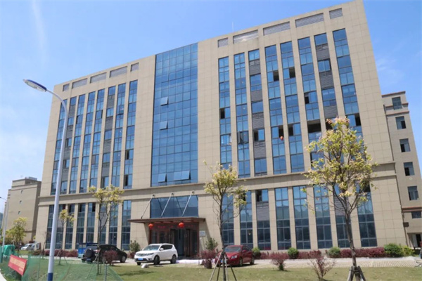 蒼南縣（xiàn）宜雲紡（fǎng）織有限公司