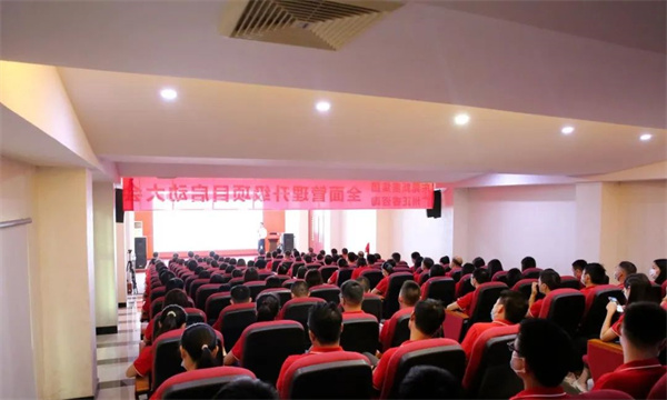 東莞市新貴電子科技有限公司戰略合作簽約暨全麵管理升（shēng）級（jí）項目啟動