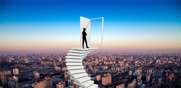 企業戰略谘詢：為未來打造成功（gōng）的藍（lán）圖