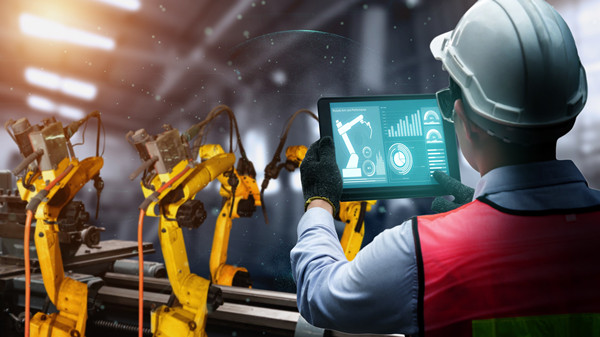 數字化轉型與數據分析：驅動製造業創新與優化