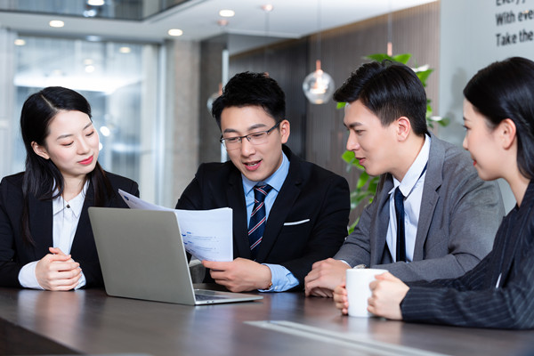 如何加強（qiáng）集團內部信息溝通促進團隊協作？