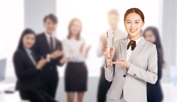 集團人才梯隊建設：培養核（hé）心人才，提升企業競爭（zhēng）力