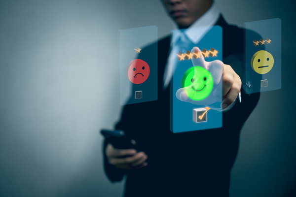 及時調整：根據反（fǎn）饋和評估，及時優化戰略