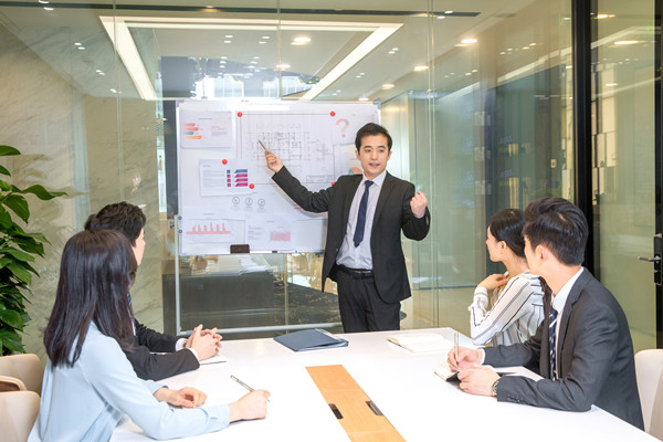 戰略評估（gū）：全麵評估，提升企業運營效益