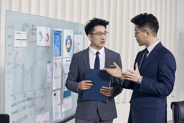 員工溝通與反饋機製：提升組織效能的重要途徑（jìng）