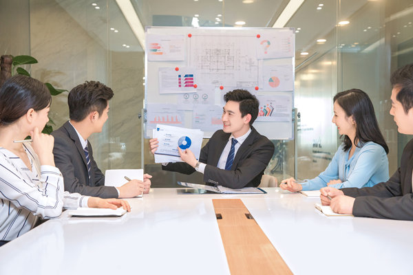 卓越績效的基石：高效團隊的關鍵特征與構建（jiàn）策略