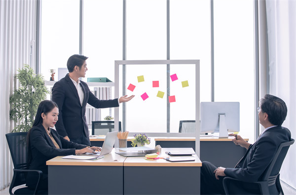 年度經營（yíng）計劃：實現業務增長與市場拓展