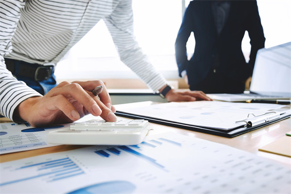 掌握未來競爭主動權：戰略規劃與執行（háng）的關鍵要素