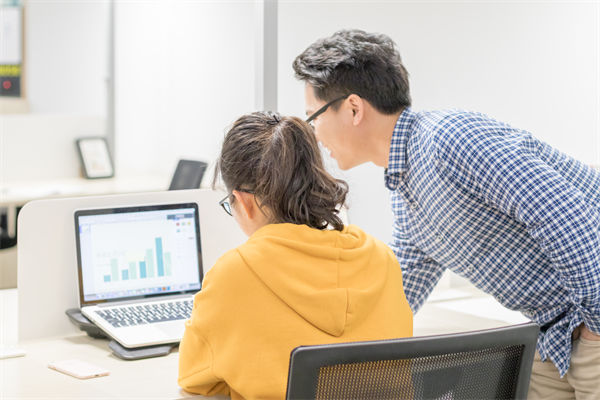 人才戰略升級：打造企業核心競爭力的重要一（yī）環