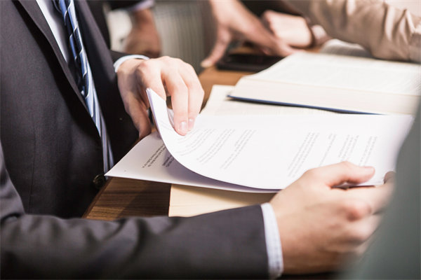 構建（jiàn）有效的集團管控體係：關鍵要（yào）素、方法（fǎ）與步驟