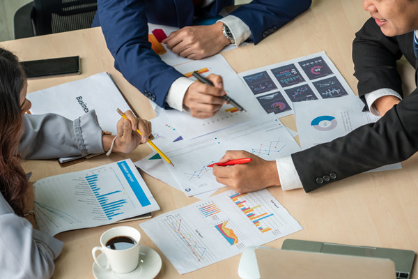 如何構建有（yǒu）效的集團風險管理（lǐ）框架，應（yīng）對不確定性？