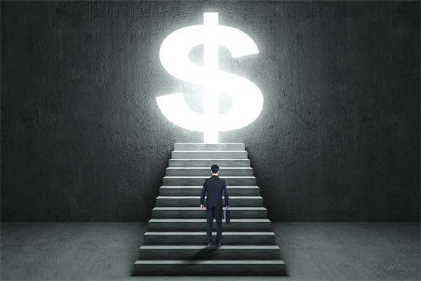 長期激勵與短期薪酬（chóu）如（rú）何平衡，吸引並留住關鍵人才？