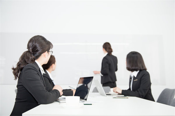 成本（běn）削減與效益增長，谘詢如何找到最佳平衡點？