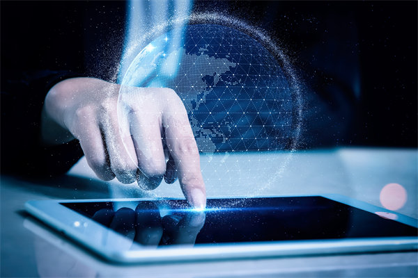 智能製造係統中，如何（hé）有效集成並管理多（duō）種自動（dòng）化（huà）設備？