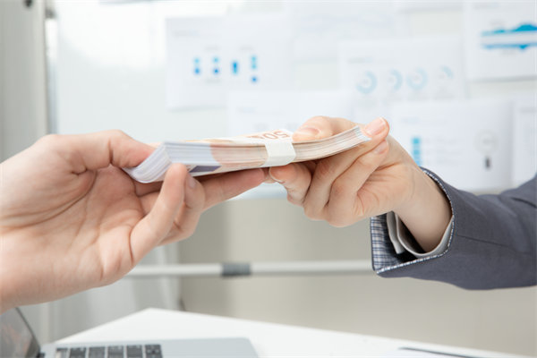 績效（xiào）獎金與激勵（lì）機（jī）製如何設（shè）計，才能最大化（huà）激勵效果？