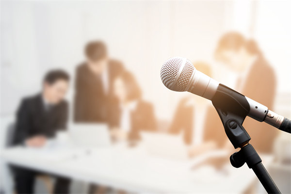 年度（dù）經營計劃（huá）中的員工培訓與發展計劃如何設計？