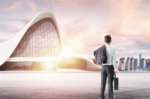 麵對人才流失問題，企業應如何改進人力資（zī）源（yuán）策略？