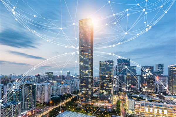 組織規劃中，如（rú）何確保戰略方向與市場需求一致？