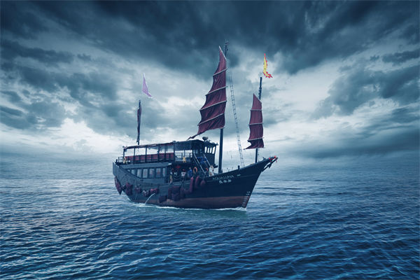 在全球化（huà）競爭中，企業如何製定有效的戰略管（guǎn）理策略？