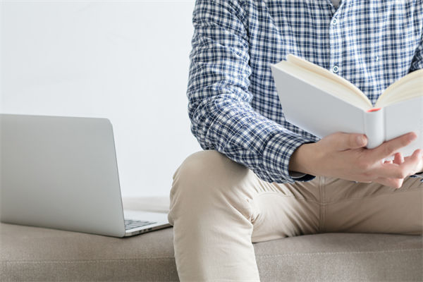 麵（miàn）對市場快（kuài）速變化（huà），組織規劃如何保持靈活性與前瞻性？