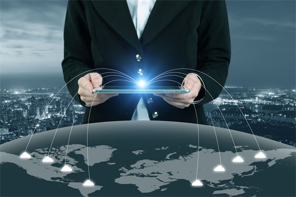 跨（kuà）國企業如何管理文化差異以實現全球戰略協同？