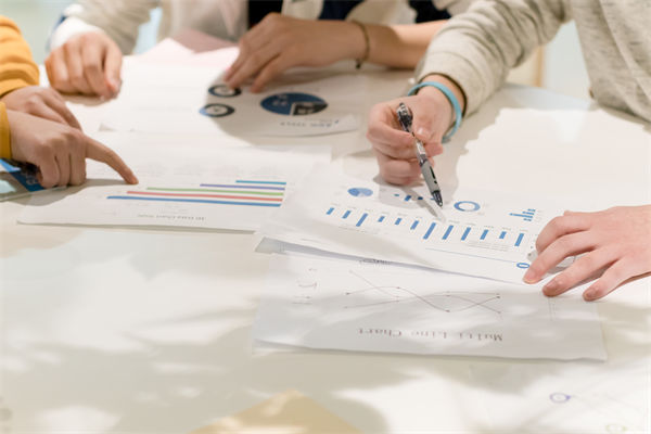 如何科學製定企業年度經營計劃以確保目標實現？