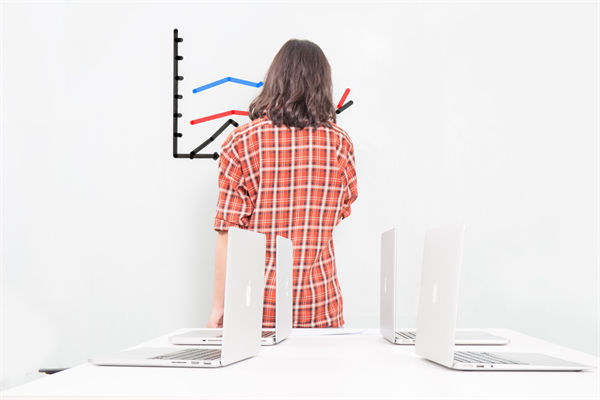 2024餘額已不（bú）足10天，人力資源管理（lǐ）有哪些啟示（shì）？