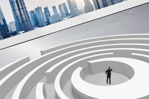 企業深陷困境，管理谘詢如何以雷霆手段打破發展僵局？