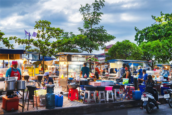 今年擴消（xiāo）費怎麽幹？各大企業如何根據政策發力？