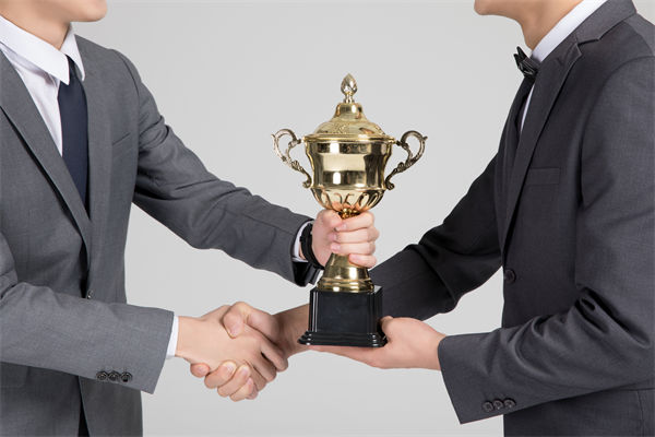 員工對企業文化無感（gǎn），缺（quē）乏認同，如何增強文化感染力？