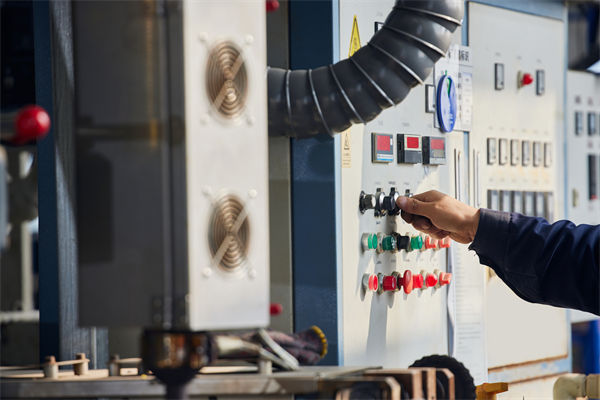 設備（bèi）故障拖慢（màn）進度，精益生產怎樣打造零故障車間？